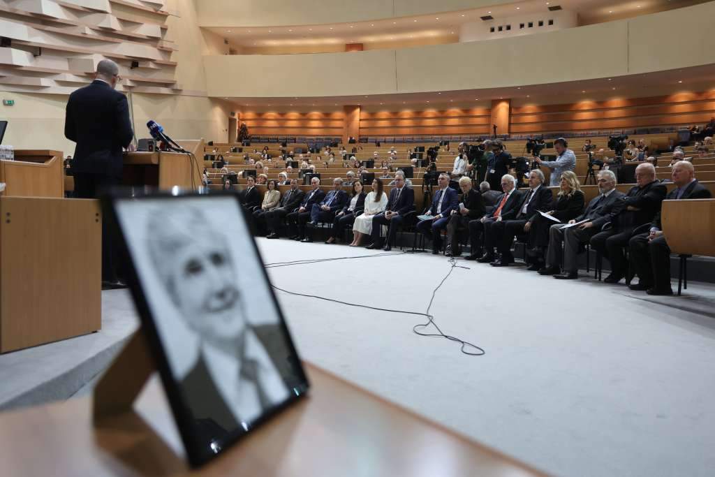 Sefer Halilović: "Da nije bilo R. Mahmutćehajića pitanje je kakva bi bila odbrana Bosne i da li bi je uopće bilo"